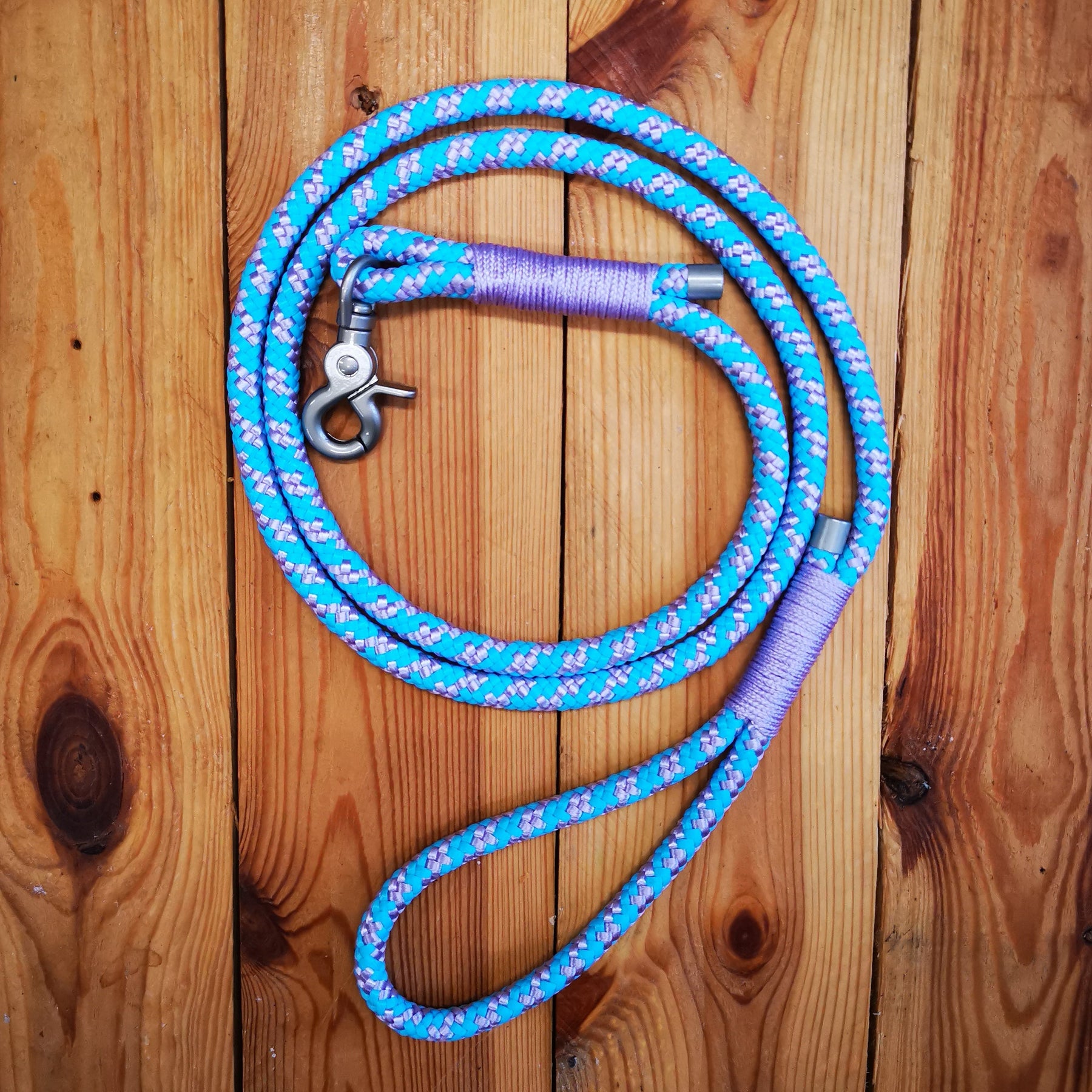 Baby Blue and Lavender Rope Dog Lead - The Mewstone Candle Co