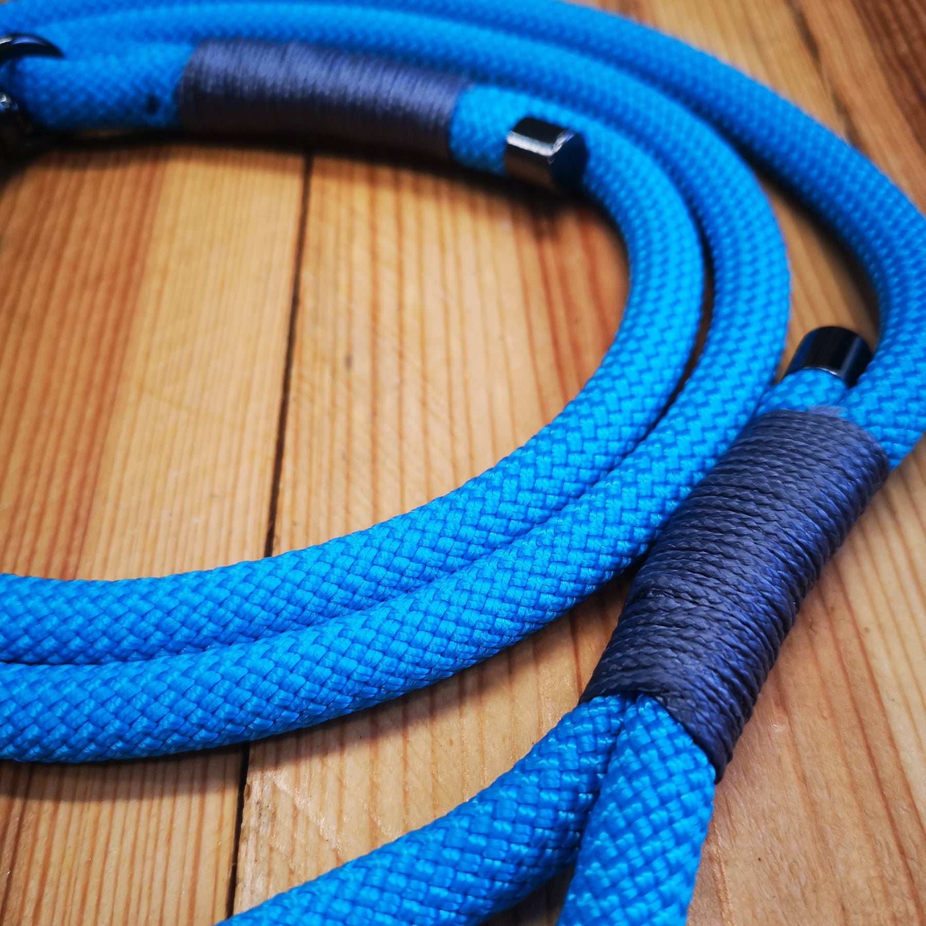 Teal and Grey Rope Dog Lead - The Mewstone Candle Co