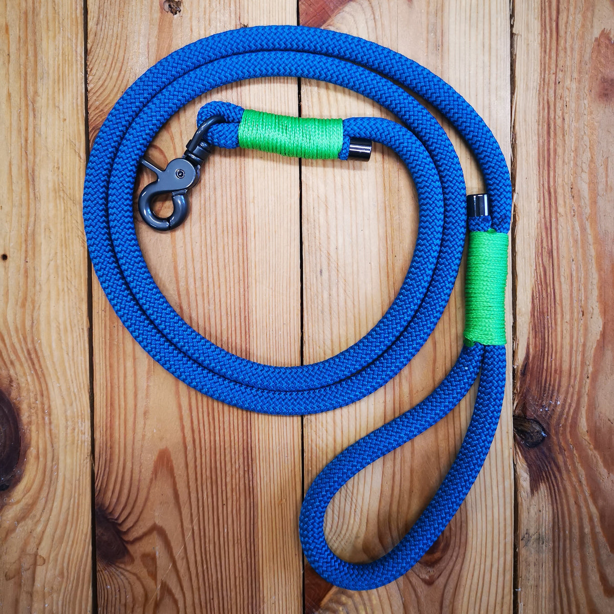 Aqua and Neon Green Rope Dog Lead - The Mewstone Candle Co