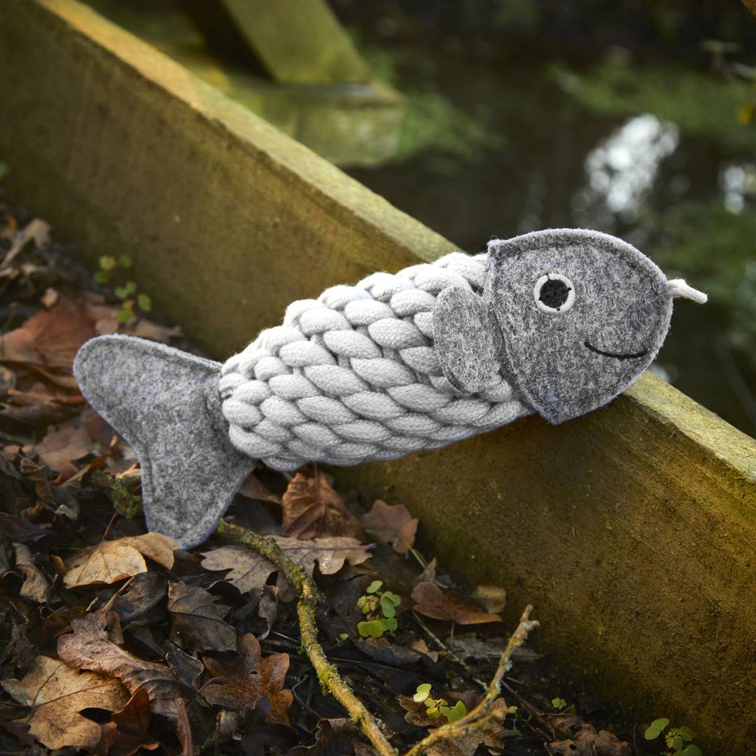 Roger the Rope Fish Eco Dog Toy - The Mewstone Candle Co